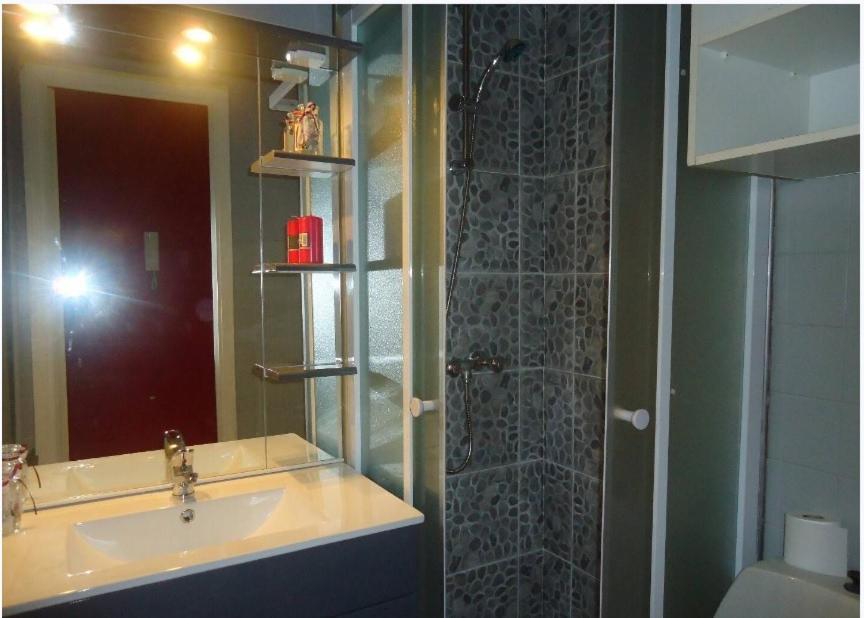 Studios à Golfe juan Esterno foto