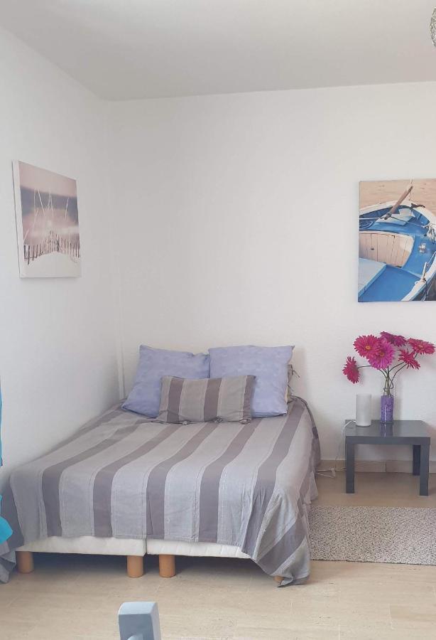Studios à Golfe juan Esterno foto